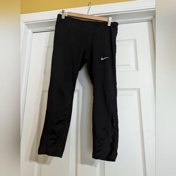 Four pairs of Nike Leggings - Picture 3 of 4